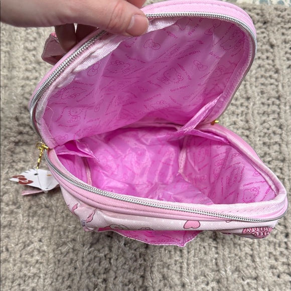 Hello Kitty Bundle - Picture 3 of 13